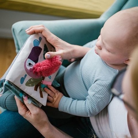 1564 KSIĄŻECZKA SENSORYCZNA SAFARI 1564 KSIĄŻECZKA SENSORYCZNA SAFARI